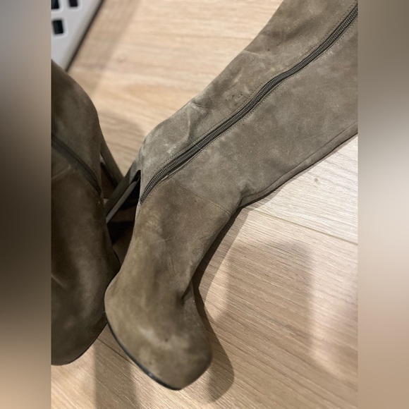 Guess Boots - Picture 8 of 10